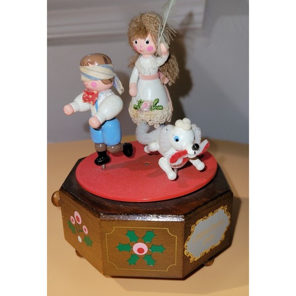 Kurt Adler Musical We Wish You a Merry Christmas Girl Boy Dog Rotate Wood 1983 - Picture 10 of 16
